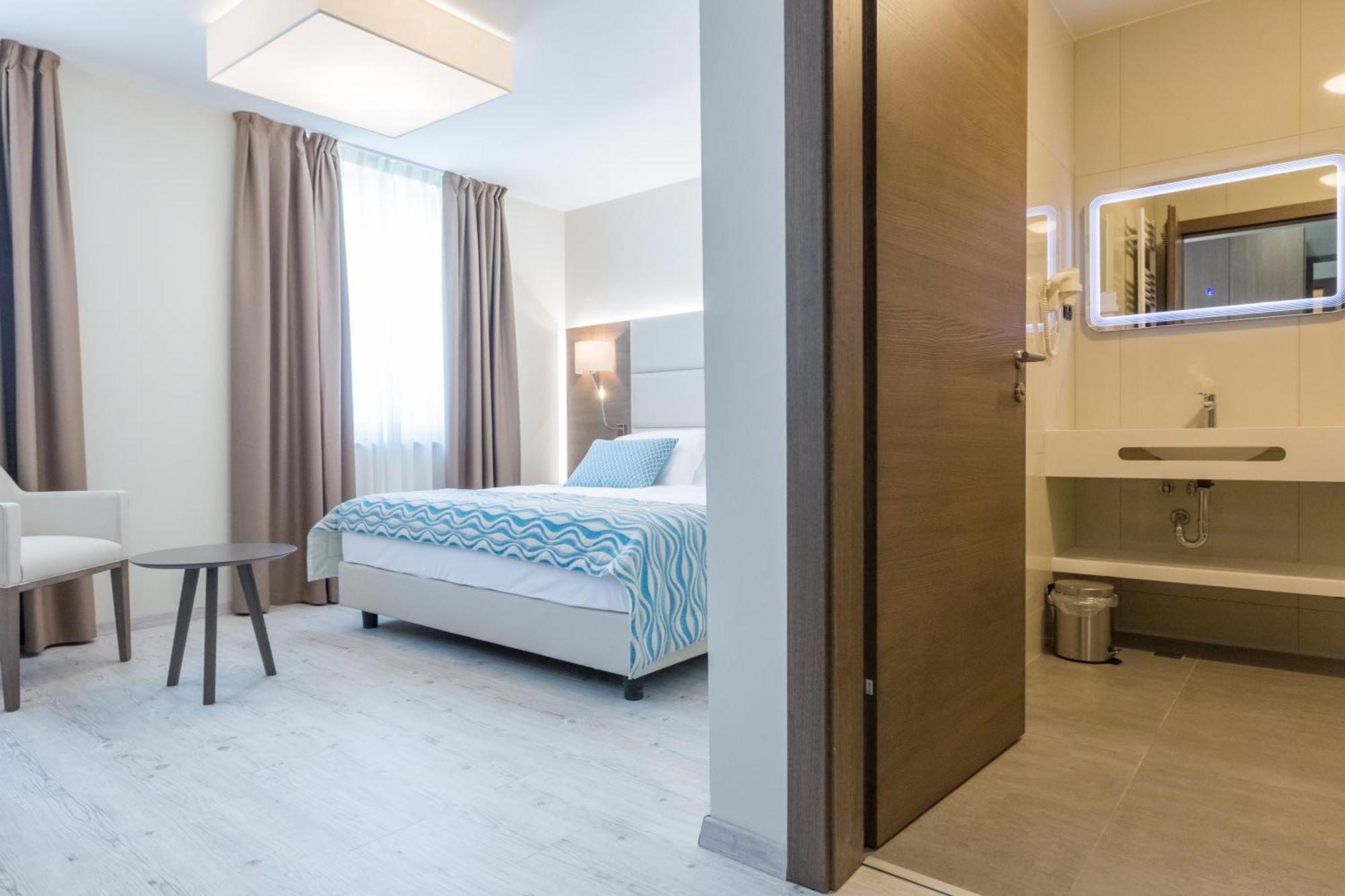 Hotel เพทรอซาเน ห้อง รูปภาพ